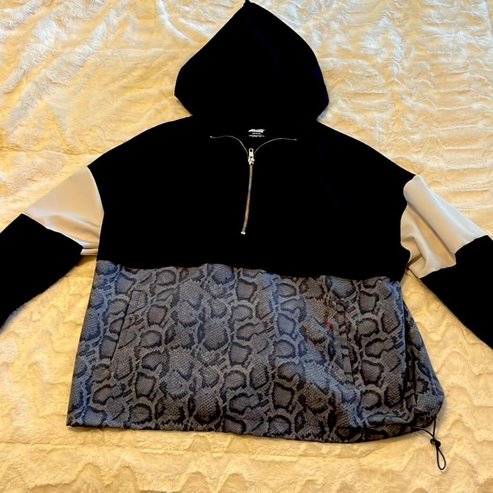 AVIA Pullover Jacket Women’s LARGE